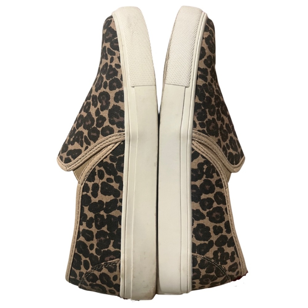 Animal Print Slip-on Sneakers • Women’s 8.5 • Magellan Outdoors